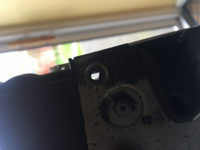 Skull’s lock aperture