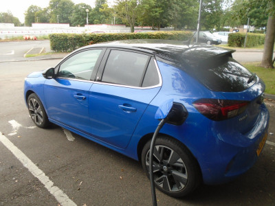 Blue Corsa-e