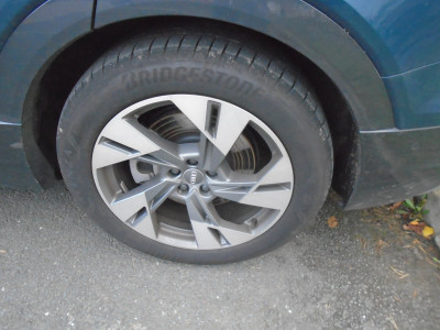 Are those "grooves"  supposed to be there on that disc!
