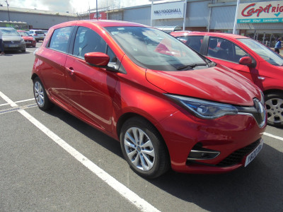 You can get a red one<br />My first ever spot of one in that colour!