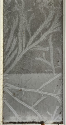 Frozen coldframe glass2 - own work