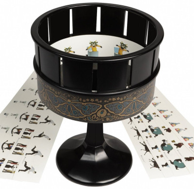 Zoetrope_Black_copy_38d74e59-ef72-46f8-a49e-a05283cad338_1000x1500.jpg