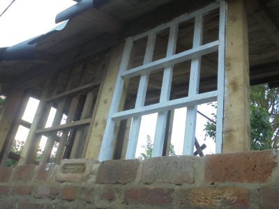 Falcon Original<br />White Window