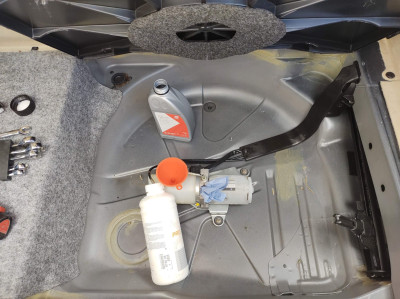 roof pump.jpg (367.14 KiB) Viewed 68 times Hydraulic pump for the roof - own work