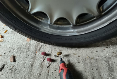 wheel2.jpg (373.63 KiB) Viewed 92 times Better rim - own work