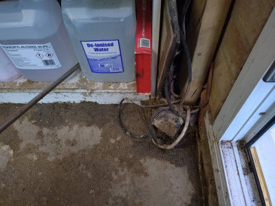 The waterfall pump and filter wiring