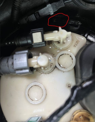 diesel fuel locking ring