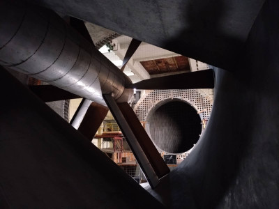 A view across the working area from inside the exhaust port to inlet