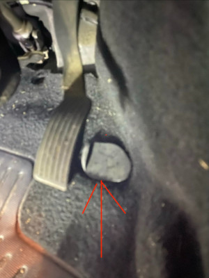 Driver side footwell.jpg