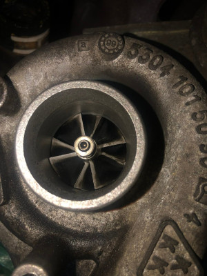 Skull's - Tiny Turbo